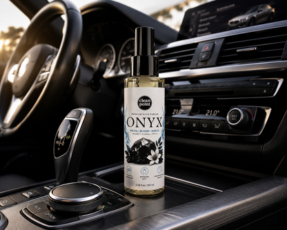ONYX Premium Auto Parfum im Fahrzeuginnenraum für langanhaltende Frische